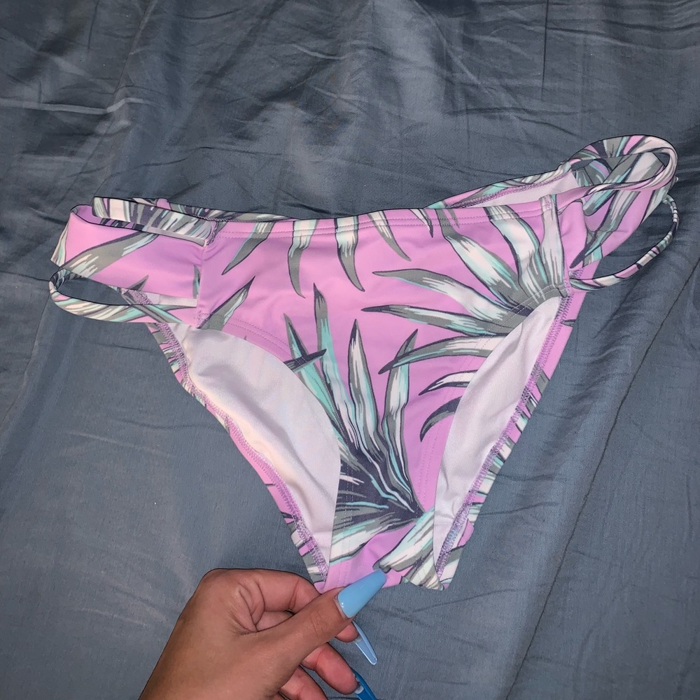 PINK bikini bottoms!